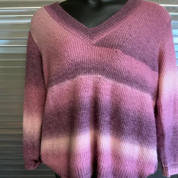Terra & Sky sweater - Picture 2 of 5